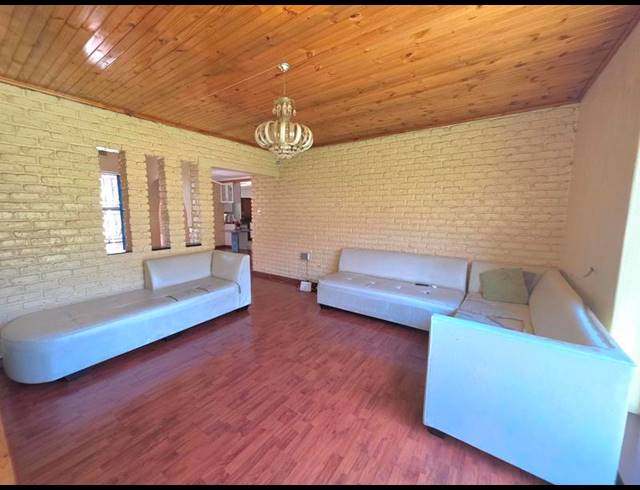 3 BEDROOM HOUSE FOR SALE IN SUNWARD PARK